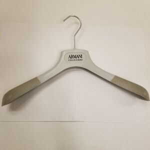 Armani Collezioni Logo Grey Plastic Extra-Wide Shoulder Clothes Non-Slip Hanger!